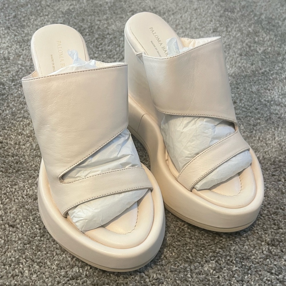 Paloma Barcelo Off-White Platform Wedges - Picture 4 of 7